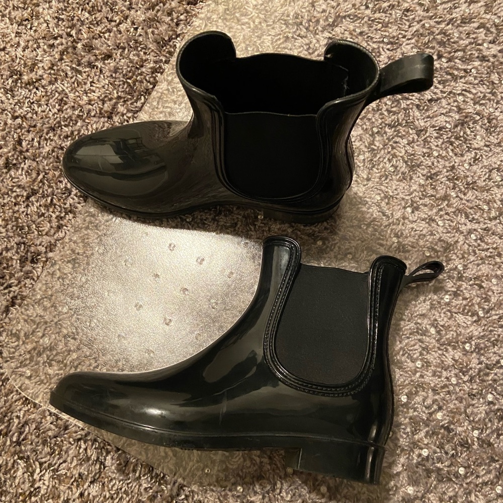 Black rain boots
